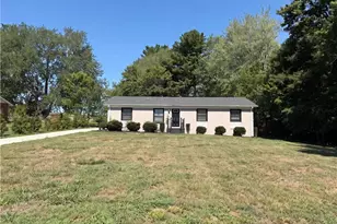 202 Hassellwood Dr, Jamestown, NC 27282 - Photo 1
