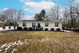 202 Hassellwood Dr, Jamestown, NC 27282 - Photo 1