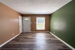 202 Hassellwood Dr, Jamestown, NC 27282 - Photo 10