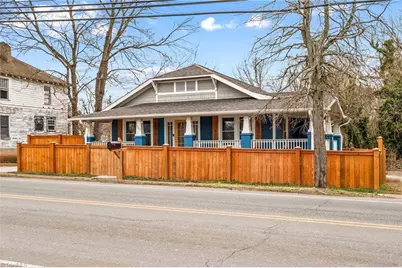 705 W 5th Avenue, Lexington, NC 27292 - Photo 4