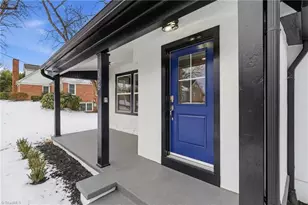 206 Stone St, Thomasville, NC 27360 - Photo 2