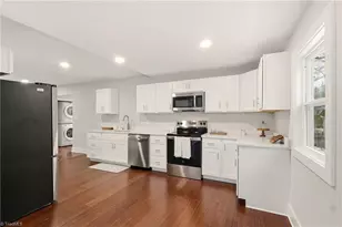 206 Stone St, Thomasville, NC 27360 - Photo 10