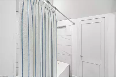 316 Spring Street, Thomasville, NC 27360 - Photo 32