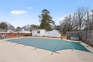 106 Hall St, Graham, NC 27253 - Photo 30