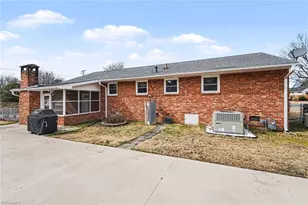 106 Hall St, Graham, NC 27253 - Photo 26