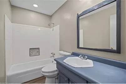 1700 N Hamilton Street #F, High Point, NC 27262 - Photo 16