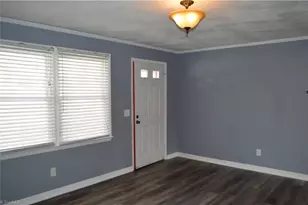 315 Herring St, Mount Airy, NC 27030 - Photo 2