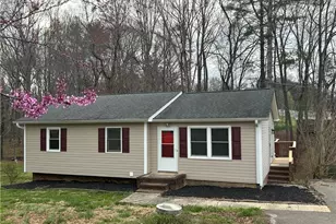 315 Herring St, Mount Airy, NC 27030 - Photo 2