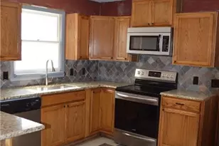 315 Herring St, Mount Airy, NC 27030 - Photo 4