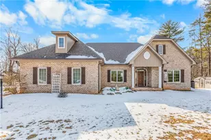 153 Woodridge Dr, Mount Airy, NC 27030 - Photo 1