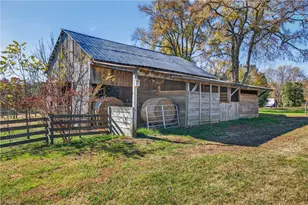 2631 Price Grange Rd, Eden, NC 27288 - Photo 48