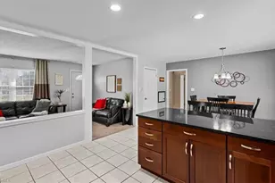 807 Gallant Ct, Winston-Salem, NC 27101 - Photo 12