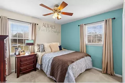 807 Gallant Court, Winston-Salem, NC 27101 - Photo 18