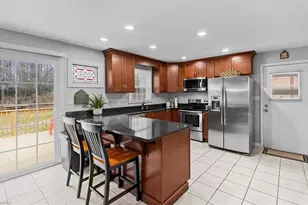 807 Gallant Ct, Winston-Salem, NC 27101 - Photo 8