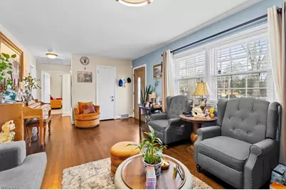 111 Forestdale Drive, Jamestown, NC 27282 - Photo 8