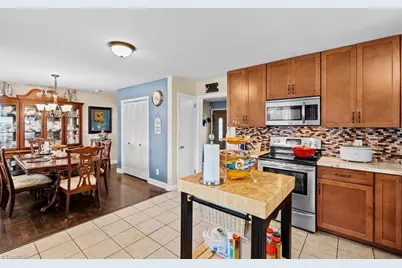 111 Forestdale Drive, Jamestown, NC 27282 - Photo 12