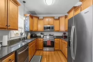 8205 Hunters Dr, Greensboro, NC 27455 - Photo 12