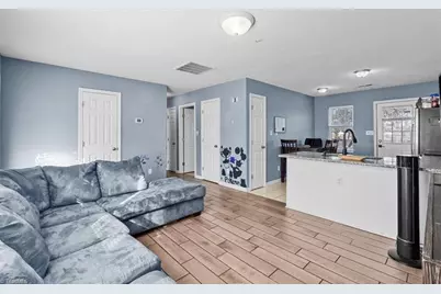 2313 Phillips Avenue, Greensboro, NC 27405 - Photo 6