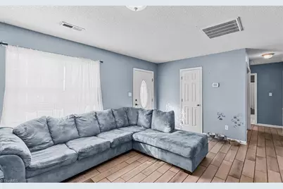 2313 Phillips Avenue, Greensboro, NC 27405 - Photo 8