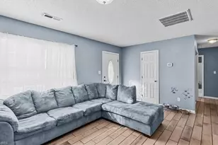 2313 Phillips Ave, Greensboro, NC 27405 - Photo 8