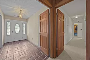 1448 Spring Hill Cir, Kernersville, NC 27284 - Photo 6