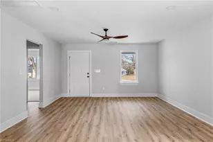 13 Pickard Cir, Lexington, NC 27292 - Photo 8