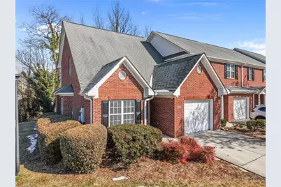 1425 New Garden Road #A, Greensboro, NC 27410 - Photo 2