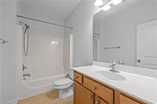 1425 New Garden Rd, Greensboro, NC 27410 - Photo 22