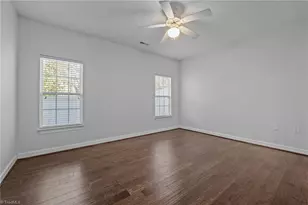 1425 New Garden Rd, Greensboro, NC 27410 - Photo 14