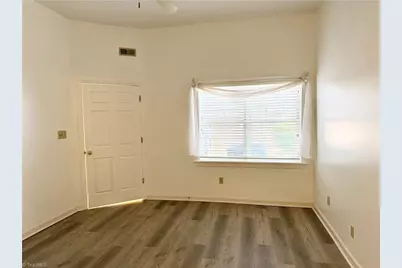 205 Standish Drive, Chapel Hill, NC 27517 - Photo 8