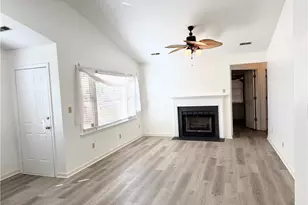 205 Standish Dr, Chapel Hill, NC 27517 - Photo 4