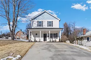 411 NE 28th St, Winston-Salem, NC 27105 - Photo 2