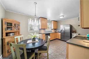 2865 Quincy Dr, Winston-Salem, NC 27103 - Photo 12