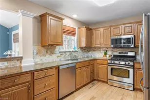 1125 Birch Hill Dr, Kernersville, NC 27284 - Photo 18