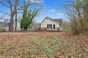 907 Watkins St, Greensboro, NC 27407 - Photo 26