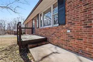 2609 Tree Hollow Ext, Thomasville, NC 27360 - Photo 2