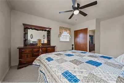 3217 London Road, Greensboro, NC 27405 - Photo 22