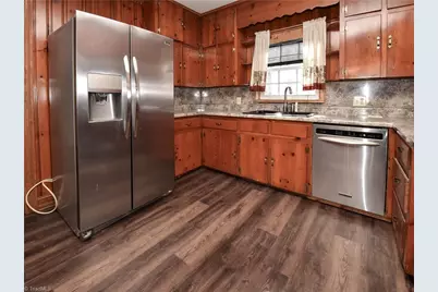 3872 Leo Street, Winston-Salem, NC 27106 - Photo 8