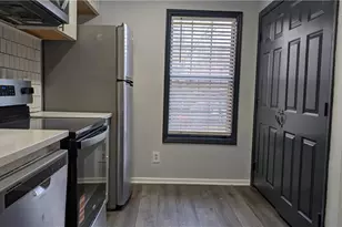 3531 Lynhaven Dr, Greensboro, NC 27406 - Photo 6