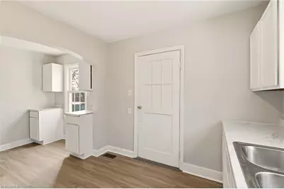 3530 Hemlock Drive, Winston-Salem, NC 27105 - Photo 10