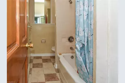 517 N Cameron Avenue, Winston-Salem, NC 27101 - Photo 20