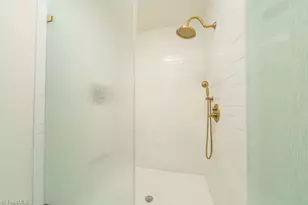 210 N Main St, Kernersville, NC 27284 - Photo 14