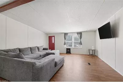 1160 Sandy Cross Road, Reidsville, NC 27320 - Photo 2