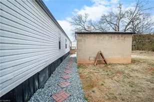 5370 N Nc Hwy 150, Lexington, NC 27295 - Photo 18