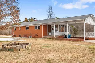 241 Willowlake Rd, Greensboro, NC 27405 - Photo 28