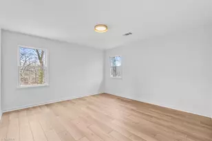 3003 Edgewater Dr, Greensboro, NC 27403 - Photo 32