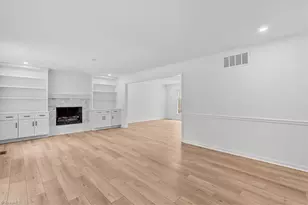 3003 Edgewater Dr, Greensboro, NC 27403 - Photo 16