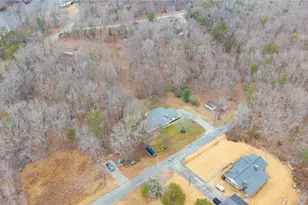 1528 Idlewild Ave, Burlington, NC 27217 - Photo 12