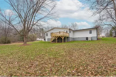 1528 Idlewild Avenue, Burlington, NC 27217 - Photo 10