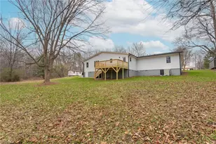 1528 Idlewild Ave, Burlington, NC 27217 - Photo 10